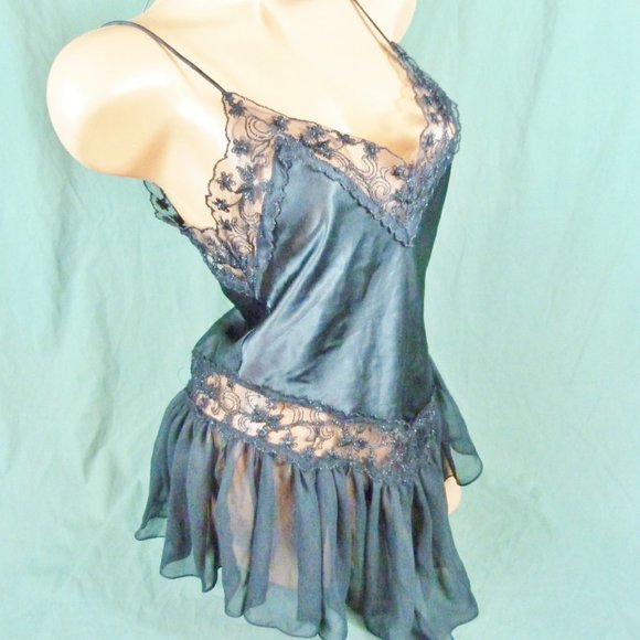 Victorias Secret Medium Babydoll Nighty Chemise - Picture 4 of 12